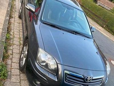 Gebraucht Toyota Avensis T2 177 PS (130 kW) 2006 Kombi