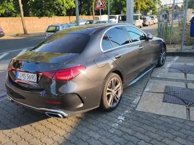 Gebraucht Mercedes C220 AMG 200 PS (147 kW) 2024 Grau Limousine