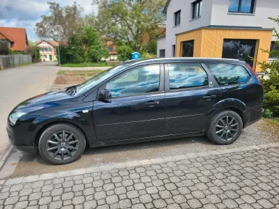Używany Ford Focus 136 KM (100 kW) 2005 Czarny Kombi