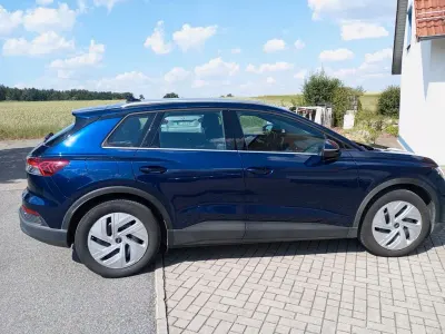 Gebraucht Audi Q4 e-tron 125 kW (170 PS) 2022 Blau SUV