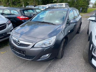 Grau Gebraucht 2011 Opel Astra Edition Kombi | 1.400 € (Guter Preis)