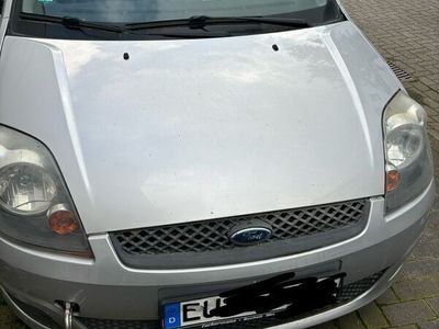 gebraucht Ford Fiesta 