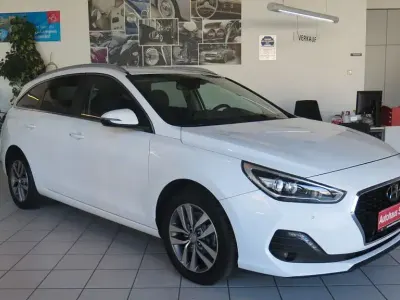 Gebraucht Hyundai i30 Premium 136 PS (100 kW) 2019 Weiß Kombi