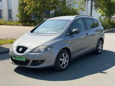 Gebraucht Seat Altea XL Comfort 105 PS (77 kW) 2008 Delfin grey Van / Kleinbus