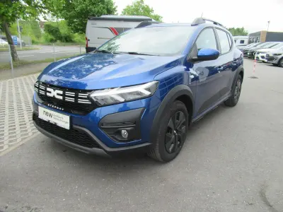 Gebraucht Dacia Duster Journey 131 PS (96 kW) 2023 Grau SUV