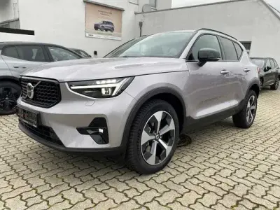 Gebraucht Volvo XC40 120 PS (88 kW) 2025 SUV