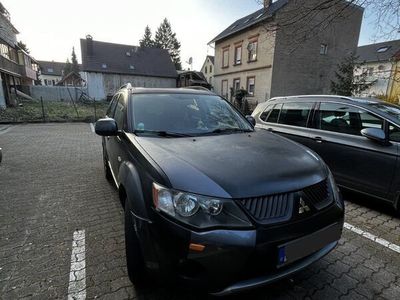 gebraucht Mitsubishi Allrad Outlander 4×42.2d 7 Sitz