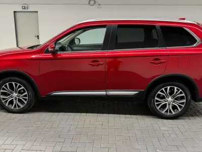 Gebraucht Mitsubishi Outlander 150 PS (110 kW) 2017 Metallic SUV