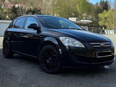 Gebraucht Kia Ceed EX 122 PS (89 kW) 2007 Schwarz Kleinwagen