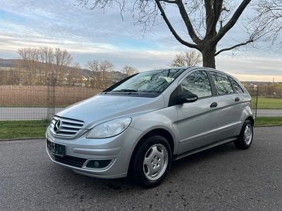Gebraucht Mercedes B170 116 PS (85 kW) 2006 Silber Van / Kleinbus