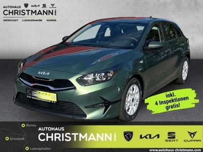 Nouă Kia Ceed Comfort 140 CP (102 kW) 2025 Verde Hatchback