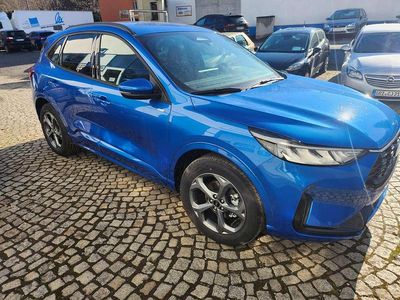 Neu Ford Kuga ST-Line 186 PS (136 kW) 2025 Dynamicblau metallic SUV