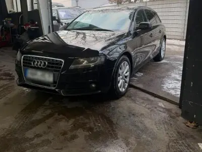 Gebraucht Audi A4 145 PS (106 kW) 2009 Schwarz Kombi