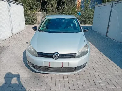 Gebraucht VW Golf VII Match 90 PS (66 kW) 2012 Silber Limousine