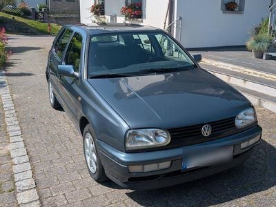 VW Golf III