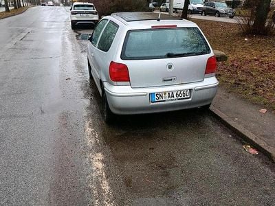 Gebraucht VW Polo 80 PS (58 kW) 2000 Grau Kleinwagen