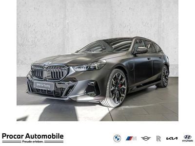 Bmw individual froze Neu 2025 BMW 550e M Sport Kombi | 92.900 € (Fairer Preis)