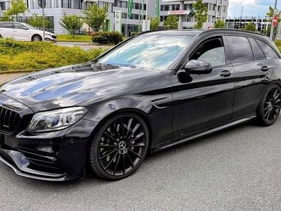 Mercedes C63 AMG