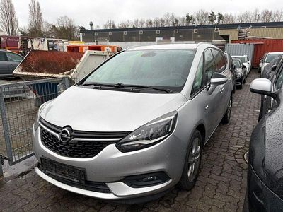 Gebraucht Opel Zafira Business Edition 135 PS (99 kW) 2018 Silber Van / Kleinbus