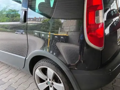 Gebraucht Skoda Roomster 105 PS (77 kW) 2010 Schwarz Van / Kleinbus