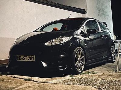 Gebraucht Ford Fiesta ST 182 PS (133 kW) 2014 Schwarz Limousine