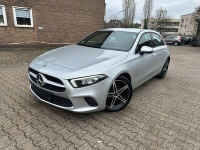 Gebraucht Mercedes A180 116 PS (85 kW) 2020 Silber Limousine