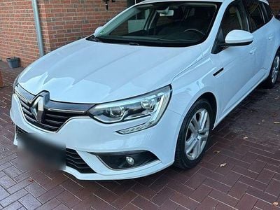 Second-hand Renault Mégane GrandTour Life 101 CP (74 kW) 2017 Alb Break
