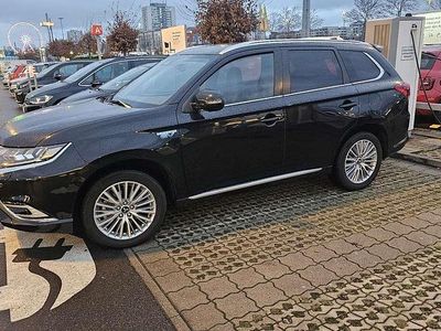 Mitsubishi Outlander P-HEV
