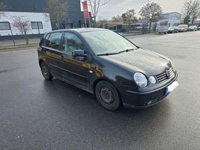 Gebraucht VW Polo 64 PS (47 kW) 2003 Schwarz Limousine