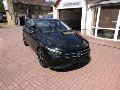 Mercedes B200
