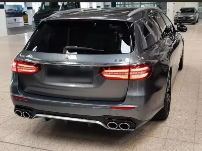 Gebraucht Mercedes E53 AMG AMG 435 PS (319 kW) 2020 Grau Limousine