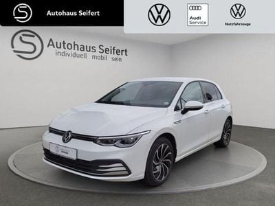 Pure white Gebraucht 2021 VW Golf VIII Style Limousine | 20.800 € (Guter Preis)