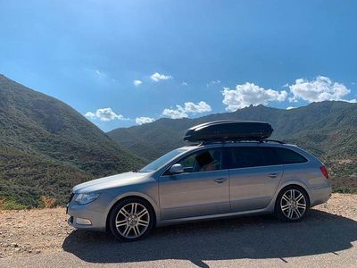 Gebraucht Skoda Superb Family 170 PS (125 kW) 2012 Blau Kombi