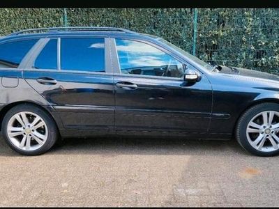 Mercedes C200
