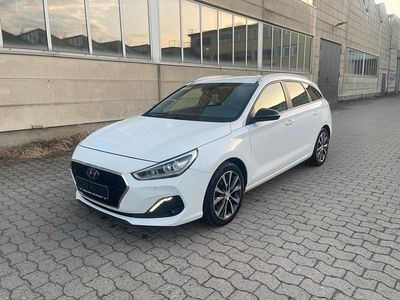 Gebraucht Hyundai i30 Turbo 2019 Weiß Kombi