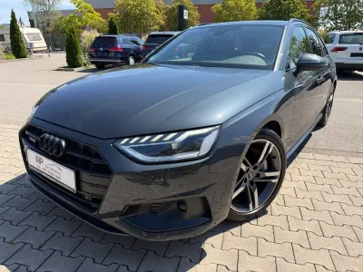 Gebraucht Audi A4 S-Line 204 PS (150 kW) 2023 Grau Kombi