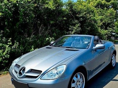 Second-hand Mercedes SLK200 184 CP (135 kW) 2010 Gri Cabrio