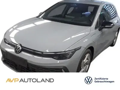 Gebraucht VW Golf VIII GTE 177 PS (130 kW) 2025 Mondsteingrau