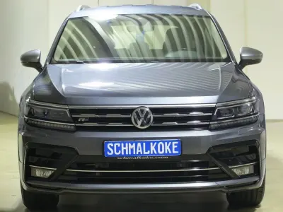 Gebraucht VW Tiguan Allspace Highline 239 PS (175 kW) 2019 Platinum grey SUV