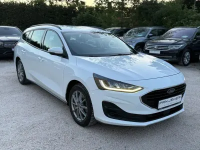 Gebraucht Ford Focus Cool & Connect 120 PS (88 kW) 2022 Weiß Limousine