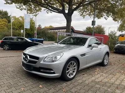 Second-hand Mercedes SLK200