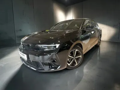 Gebraucht Opel Astra 131 PS (96 kW) 2025 Schwarz Kleinwagen