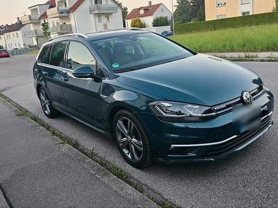 Gebraucht VW Golf VII Highline 135 PS (99 kW) 2018 Grün Kombi