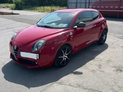 Gebraucht Alfa Romeo MiTo Quadrifoglio Verde 170 PS (125 kW) 2015 Rot Kleinwagen