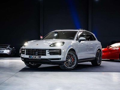 Usata Porsche Cayenne Turbo 475 CV (349 kW) 2023 Grigio SUV