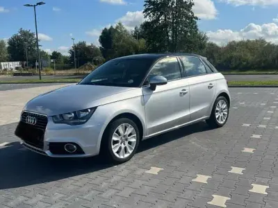 Gebraucht Audi A1 Sportback Sport 122 PS (89 kW) 2014 Silber Kleinwagen