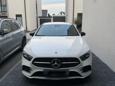 Gebraucht Mercedes A200 AMG 163 PS (119 kW) 2019 Weiß Limousine
