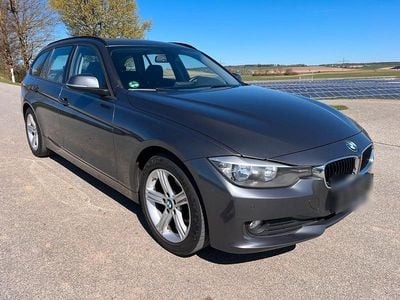 Usata BMW 318 143 CV (105 kW) 2015 Grigio Station wagon