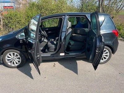 Usado Opel Meriva 140 HP (102 kW) 2013 Preto Monovolume