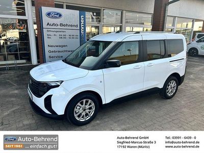 Neu Ford Tourneo Courier Titanium 125 PS (91 kW) 2026 Frostweiß Van / Kleinbus